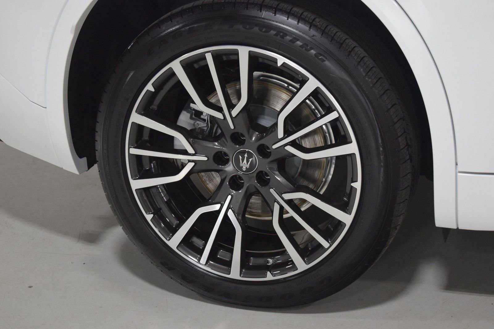 New 2025 Maserati Grecale GT AWD/4WD image 15