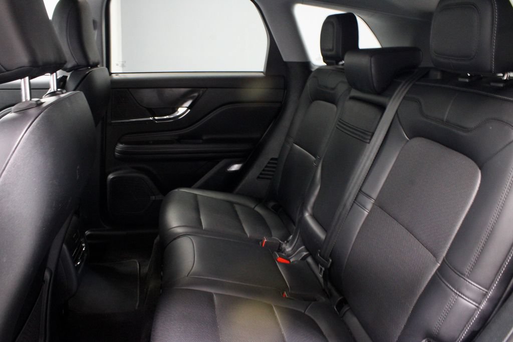 Used 2021 Lincoln Corsair AWD w/ Equipment Group 101A image 22