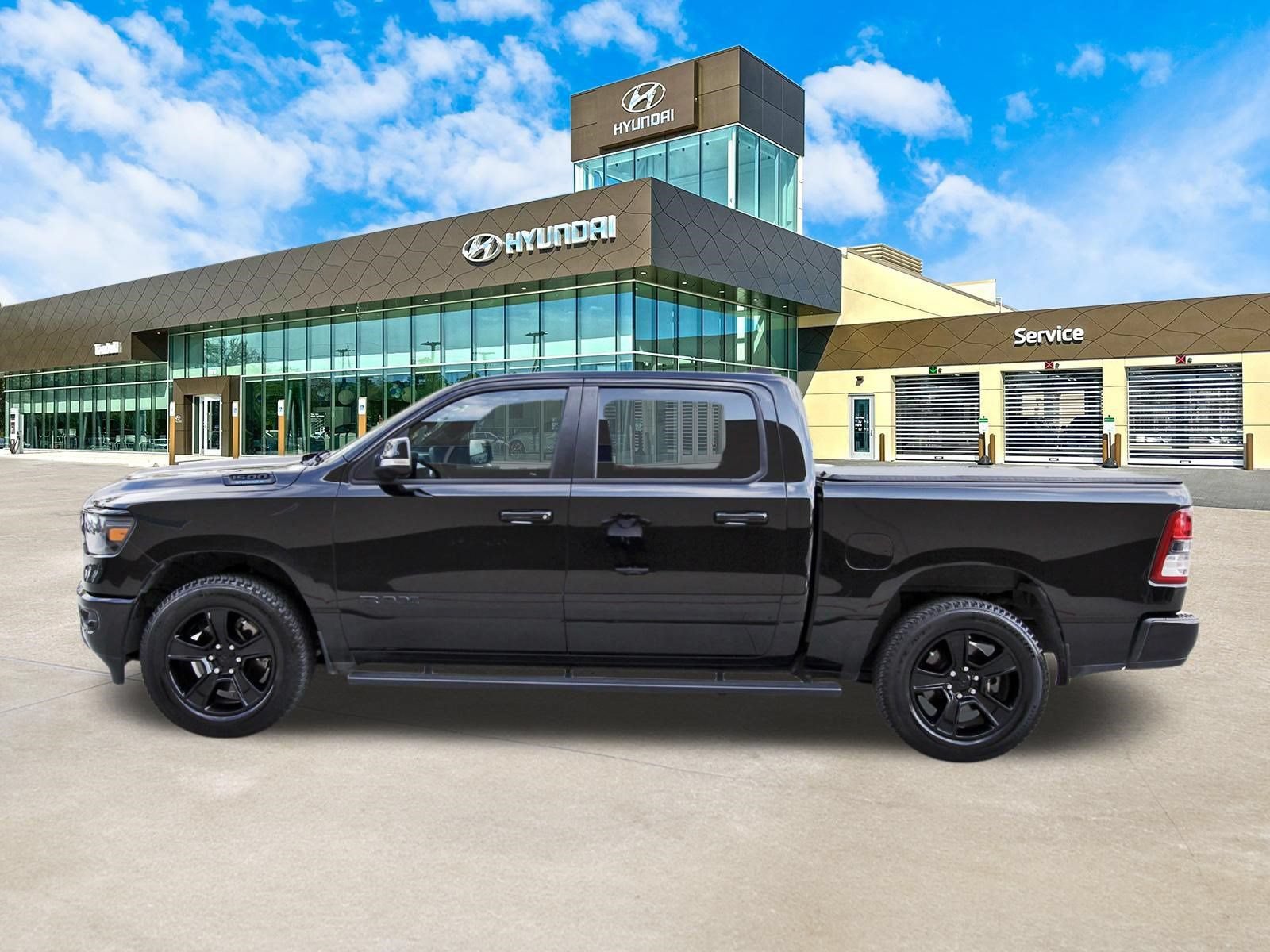 Used 2022 RAM 1500 Lone Star AWD/4WD image 9