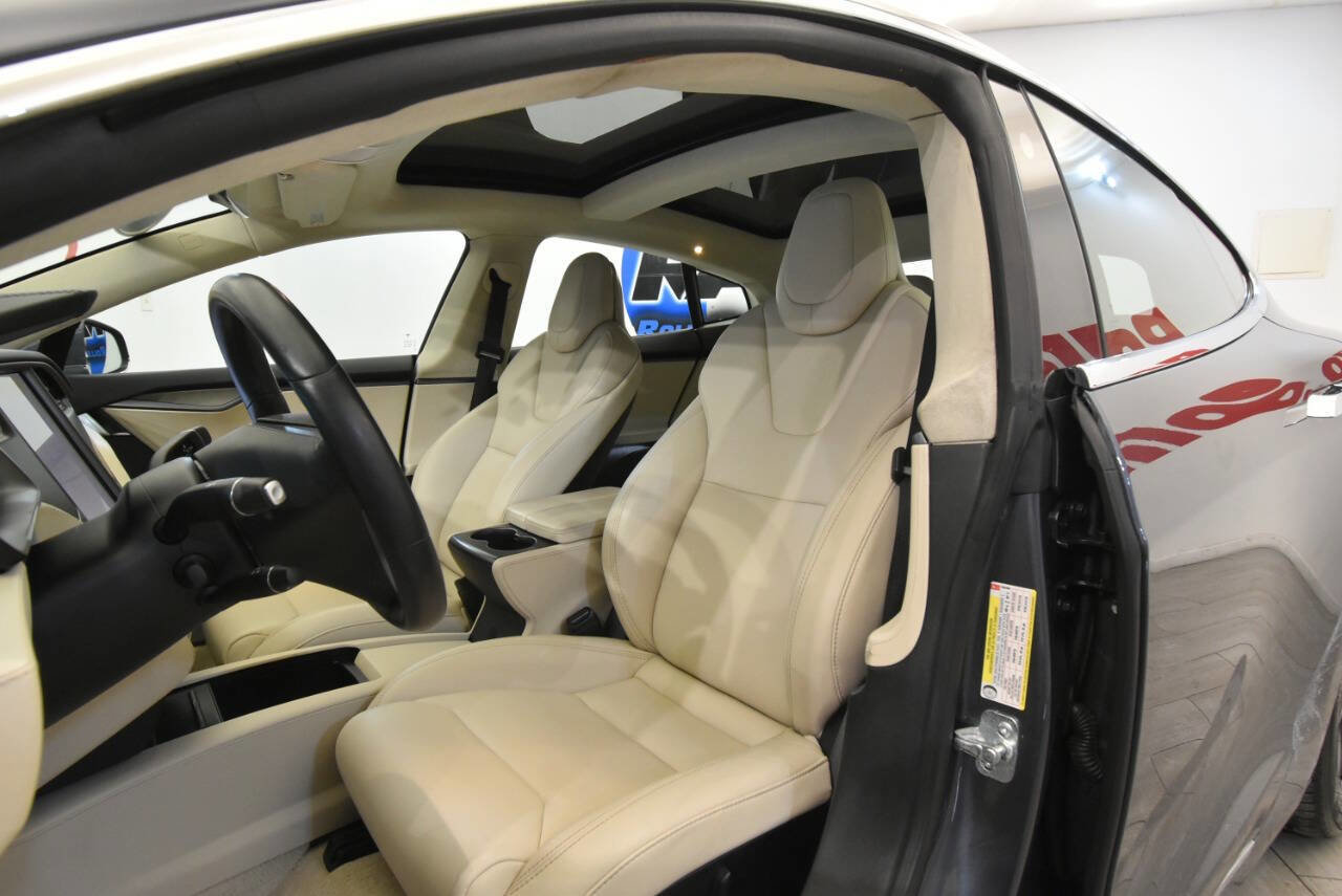 Used 2018 Tesla Model S P100D image 11