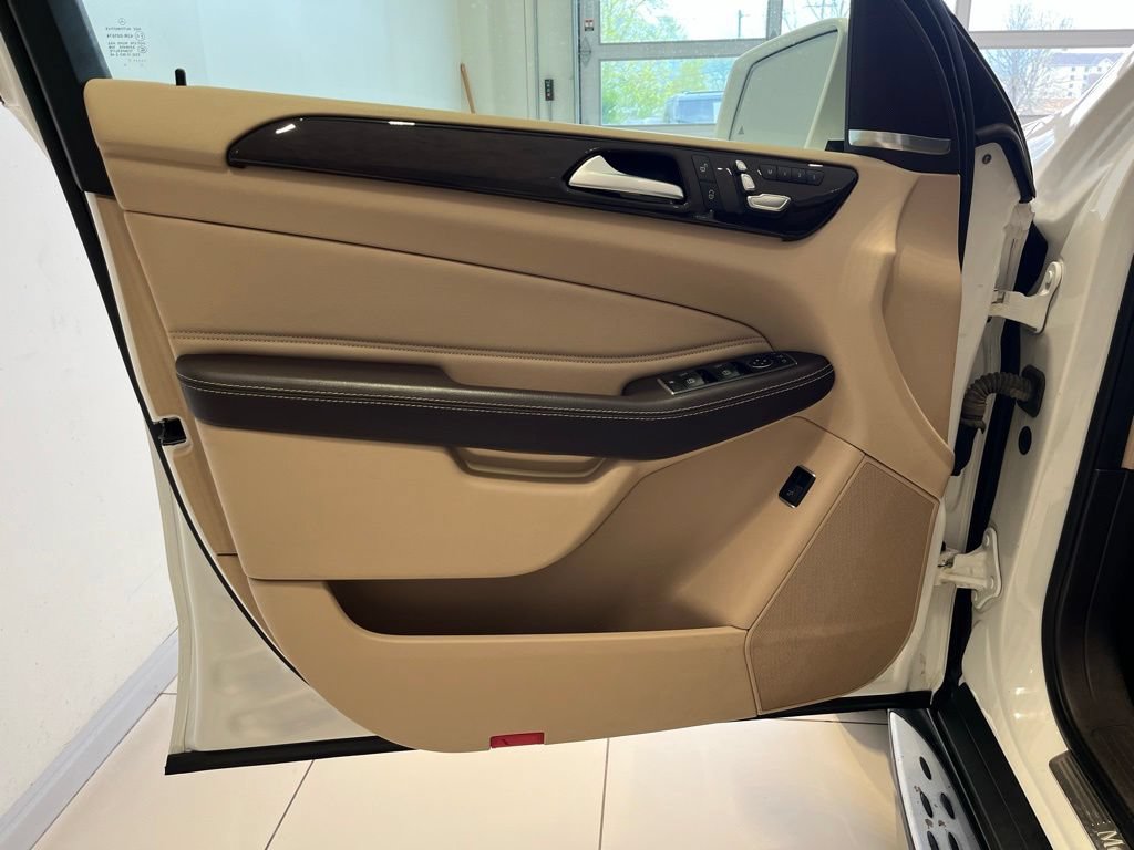 Used 2017 Mercedes-Benz GLE 350 4MATIC image 17
