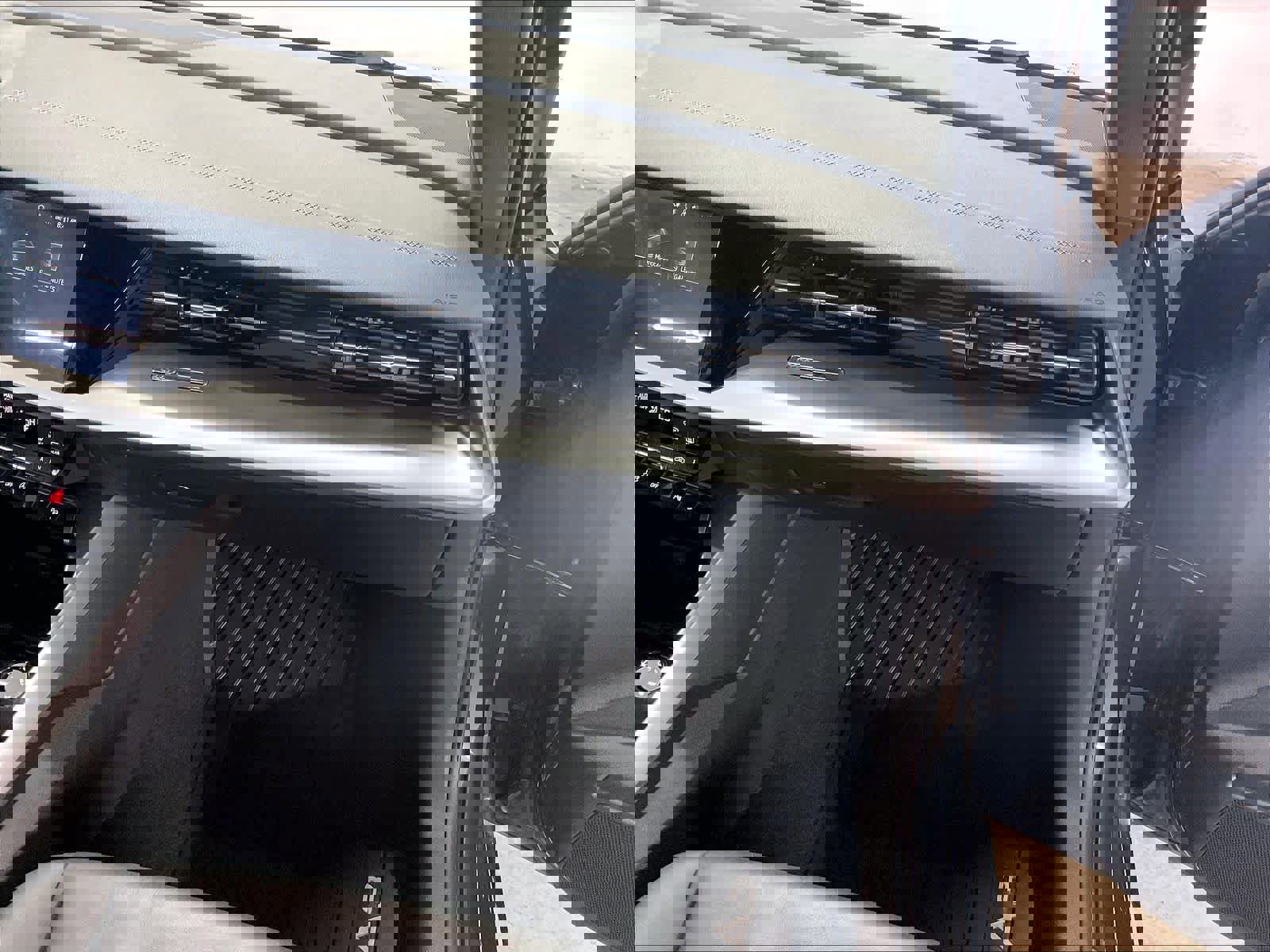 Used 2023 Audi A3 2.0T Premium w/ Convenience Package image 17