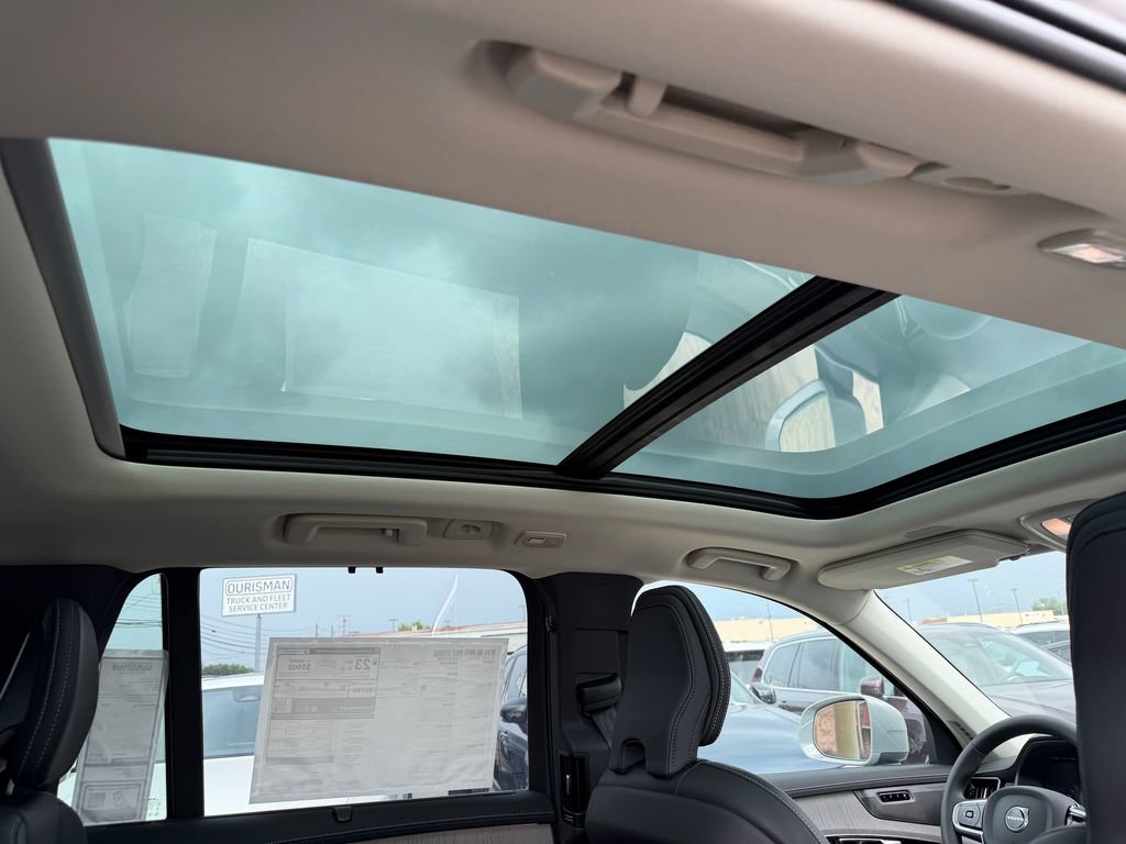 New 2026 Volvo XC90 B6 Ultra AWD/4WD image 13