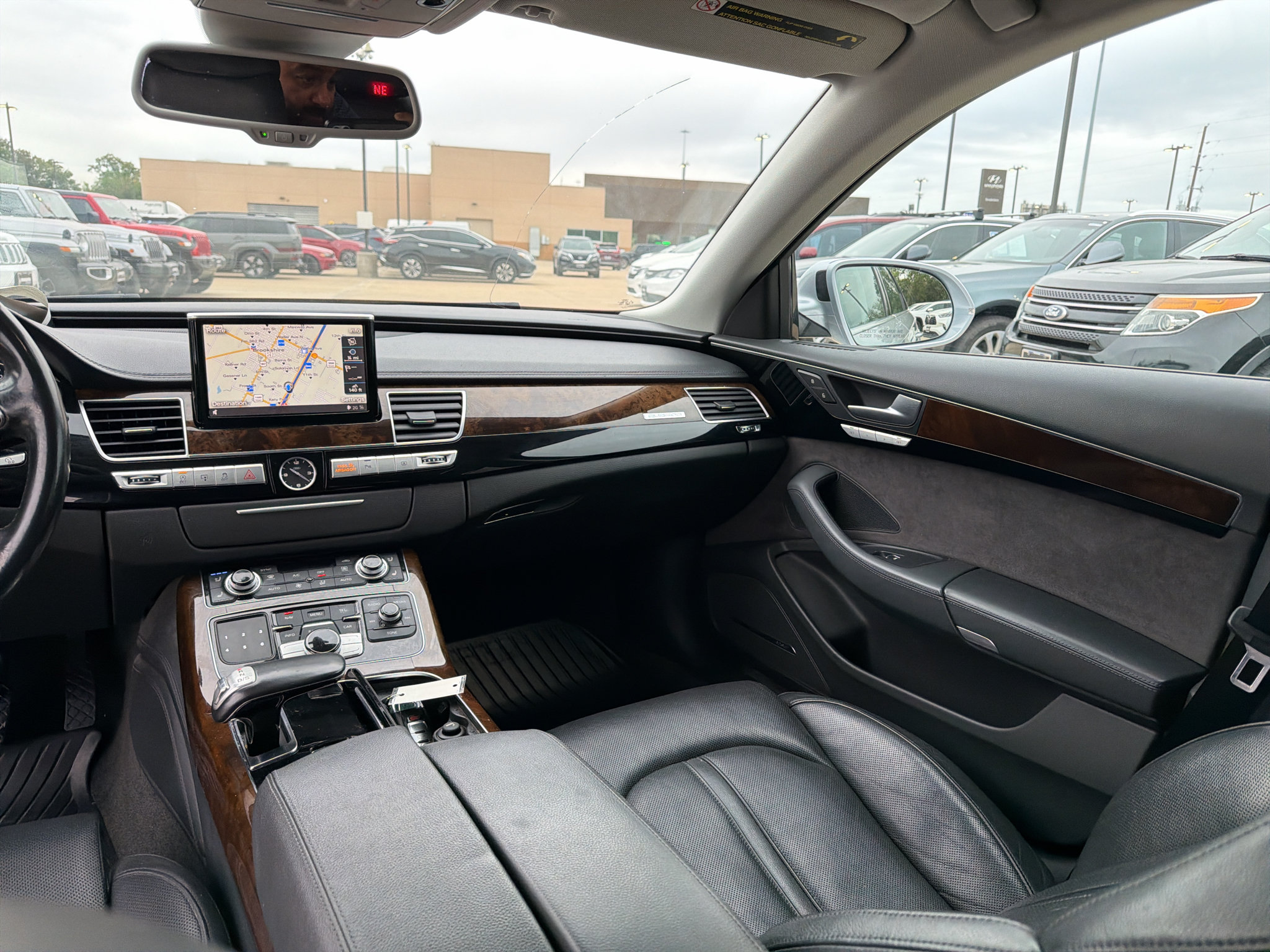Used 2015 Audi A8 L 4.0T AWD/4WD image 25