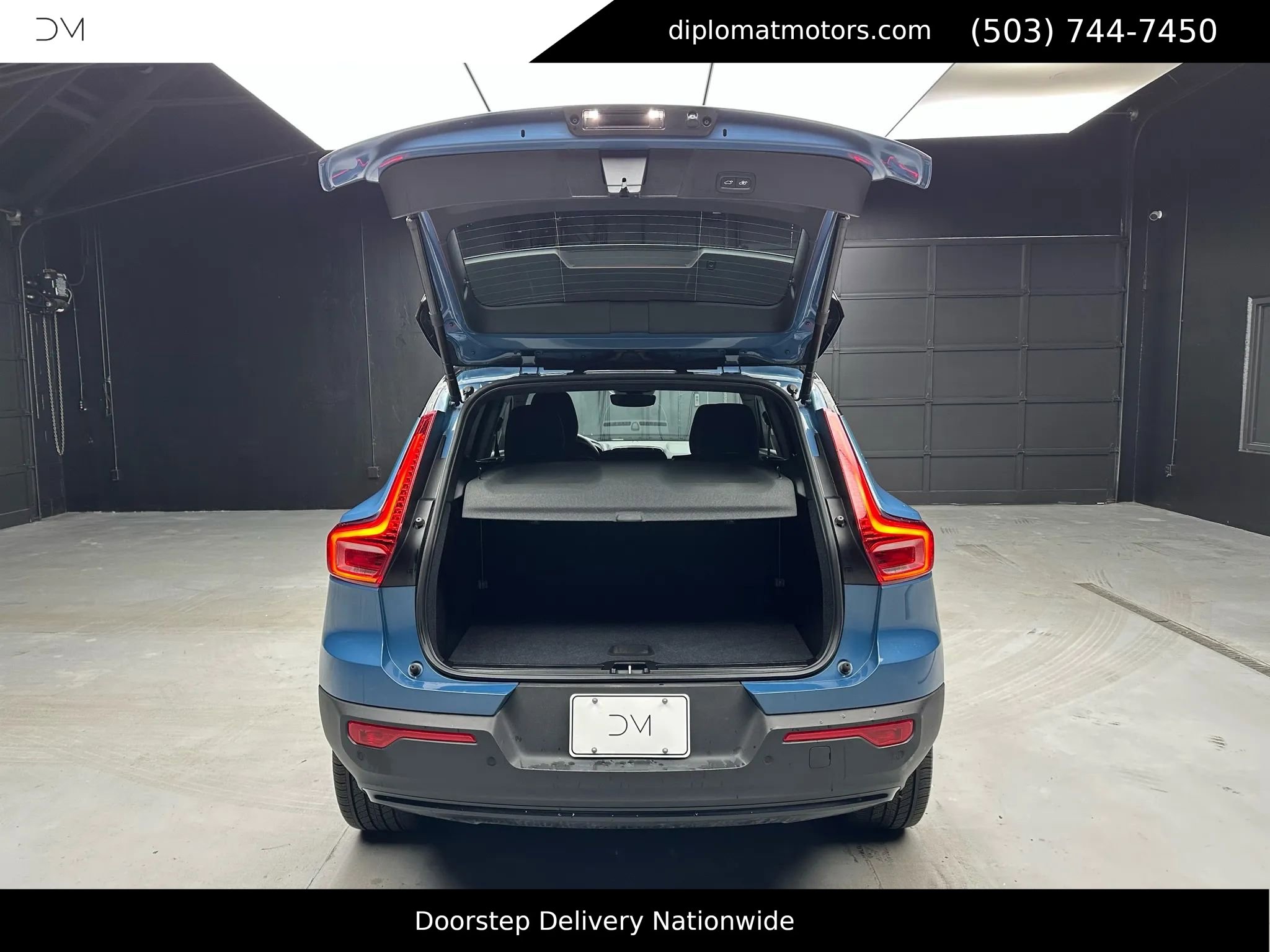 Used 2023 Volvo XC40 Recharge Core image 42