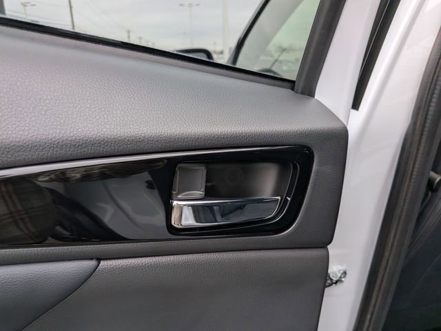 New 2025 Mitsubishi Eclipse Cross Black Edition image 26