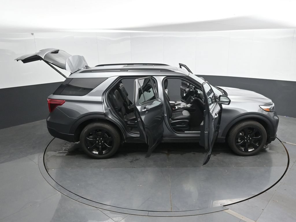 Used 2023 Ford Explorer ST-Line w/ Class IV Trailer Tow Package AWD/4WD image 49