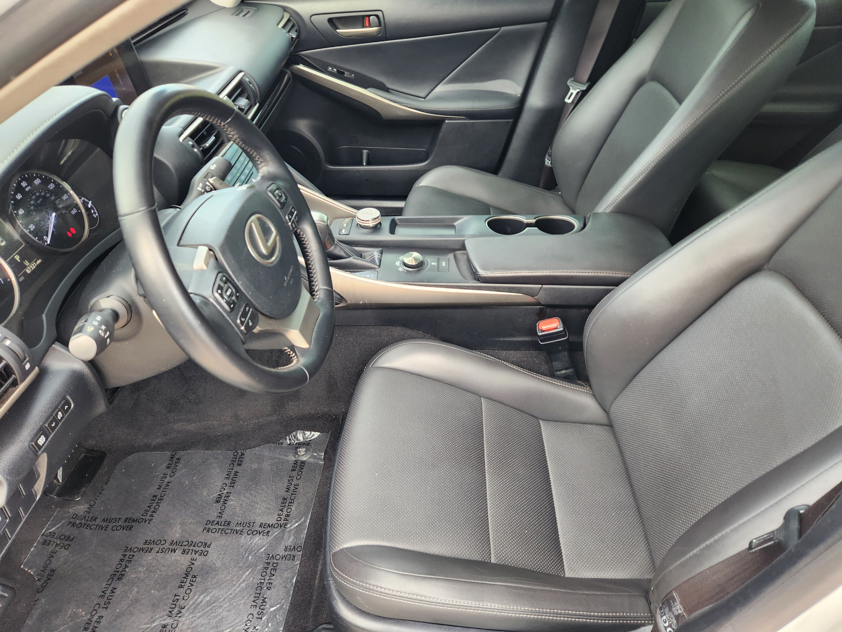 Used 2017 Lexus IS 200t RWD image 6