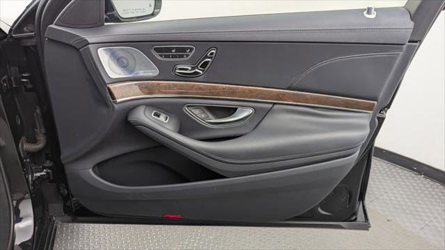Used 2018 Mercedes-Benz S 450 4MATIC Sedan w/ Premium Package image 22