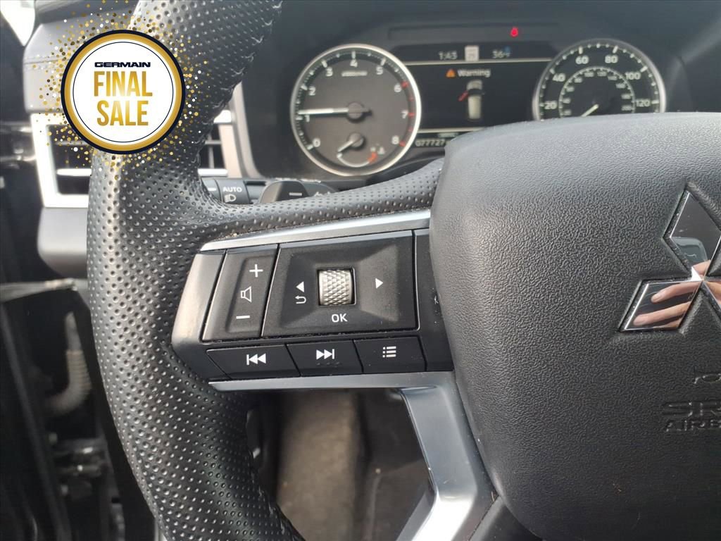 Used 2024 Mitsubishi Outlander SE image 14