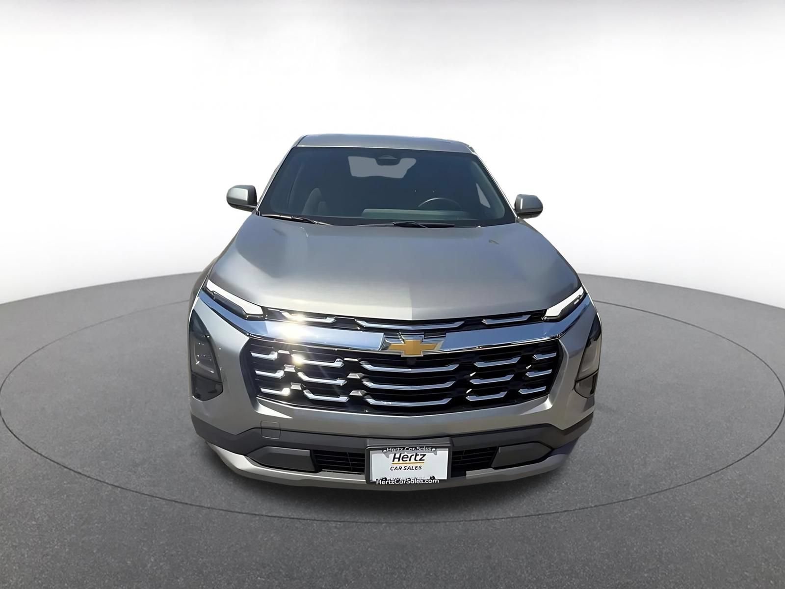 Used 2025 Chevrolet Equinox LT FWD image 8