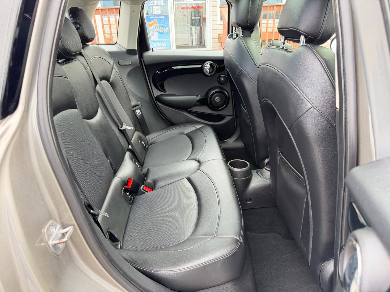 Used 2019 MINI Cooper S w/ Premium Package FWD image 43