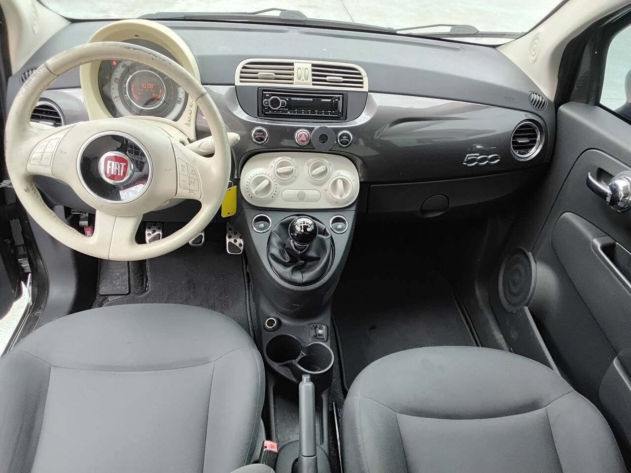 Used 2015 FIAT 500 Pop FWD image 8