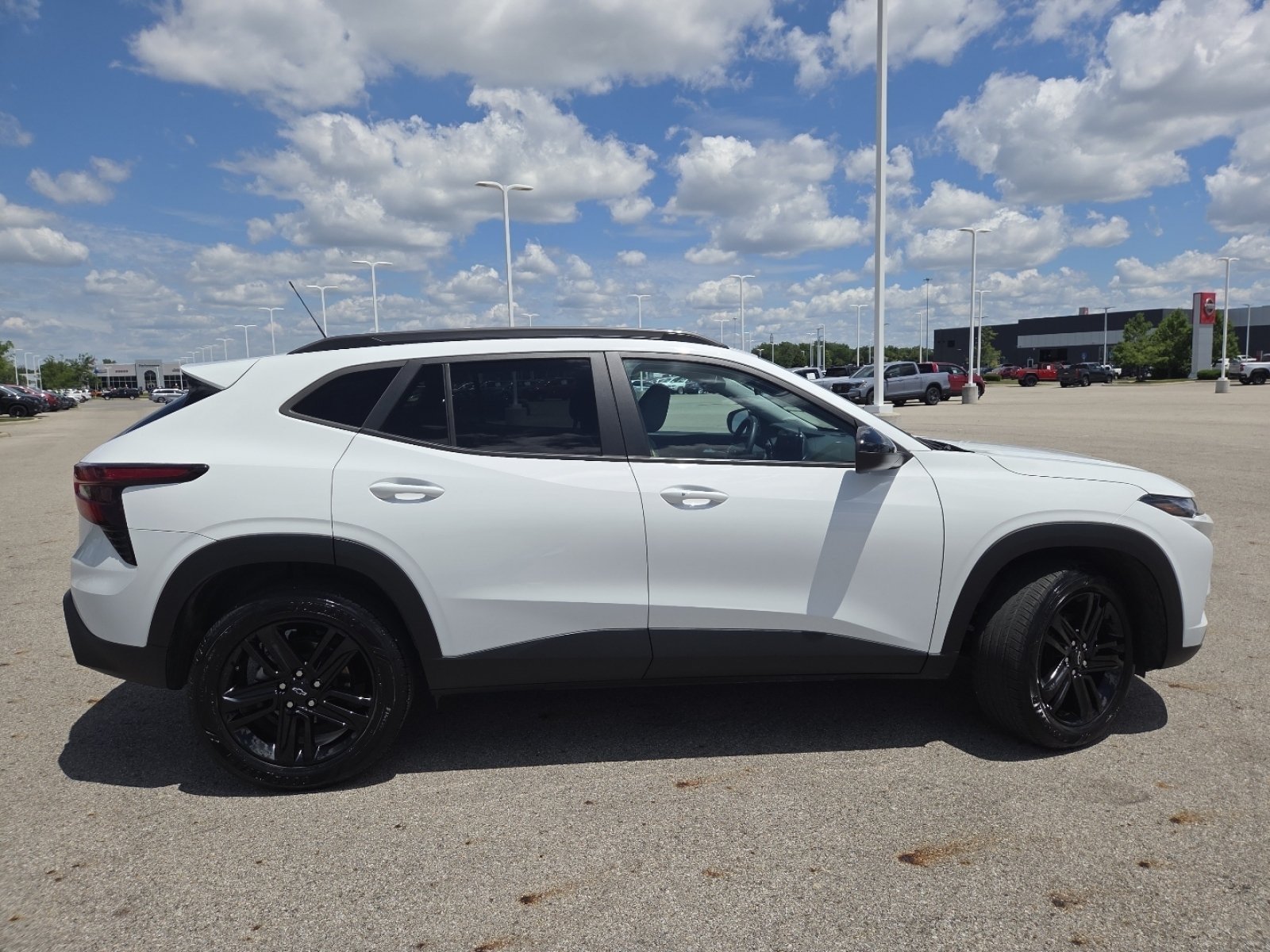 Used 2024 Chevrolet Trax ACTIV FWD image 18