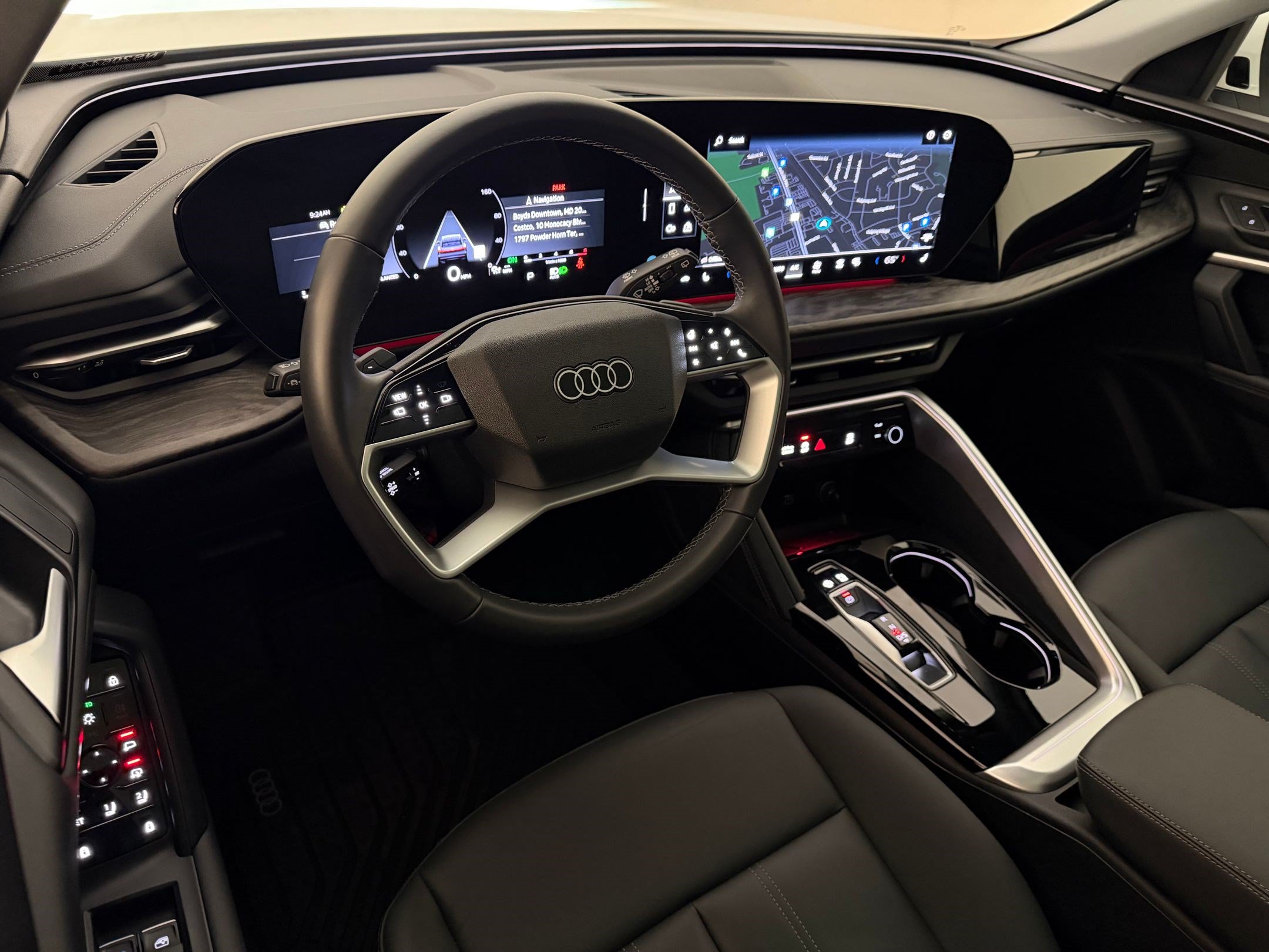 Certified 2025 Audi Q5 Premium w/ Convenience Package AWD/4WD image 4