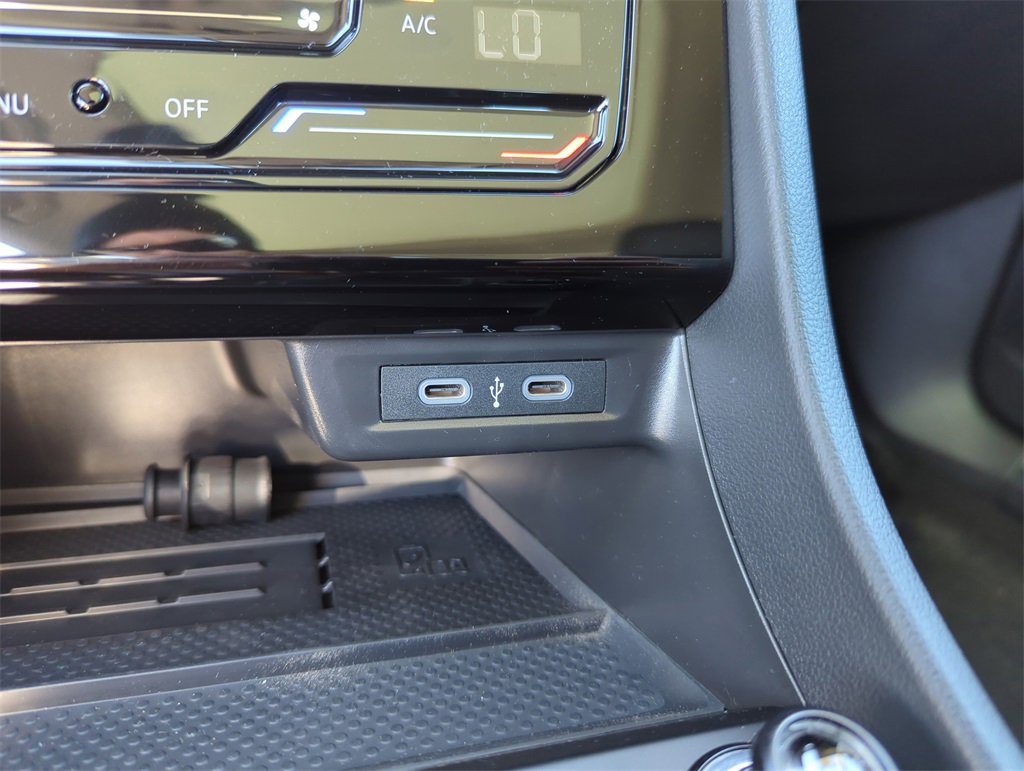 New 2026 Volkswagen Jetta SE image 33