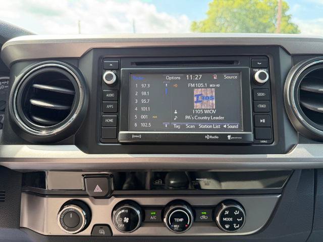 Used 2017 Toyota Tacoma SR5 AWD/4WD image 16