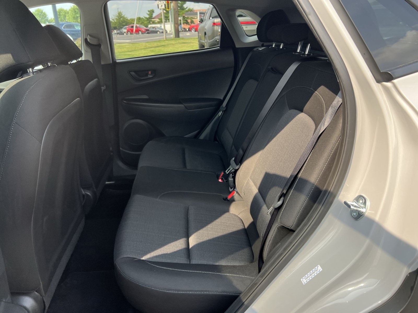 Used 2023 Hyundai Kona SEL AWD/4WD image 23