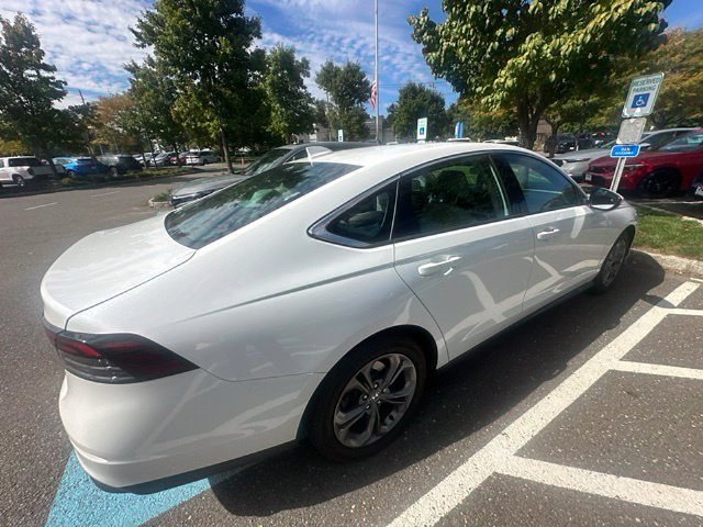 Certified 2024 Honda Accord EX image 6