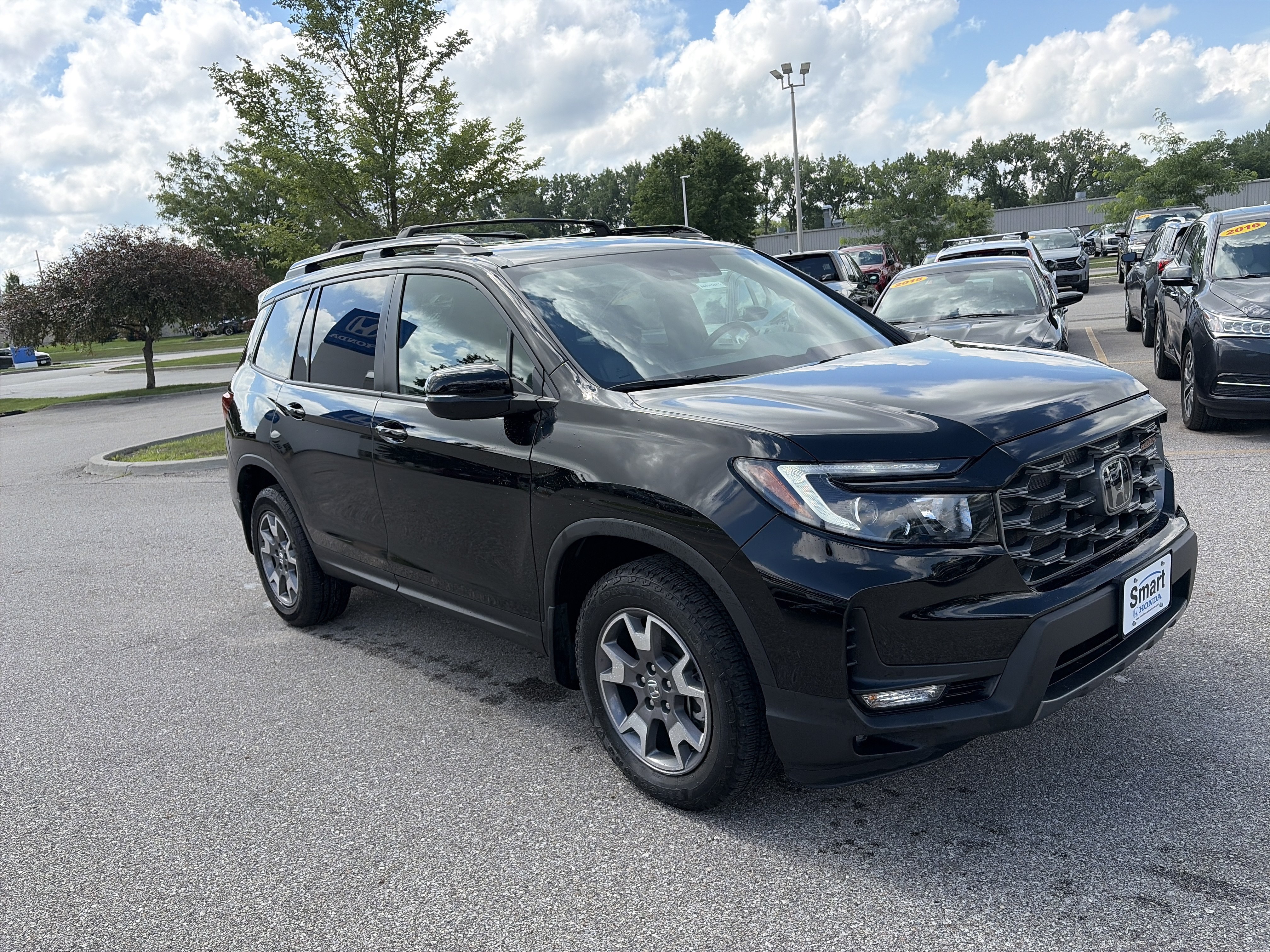 Certified 2023 Honda Passport TrailSport image 3