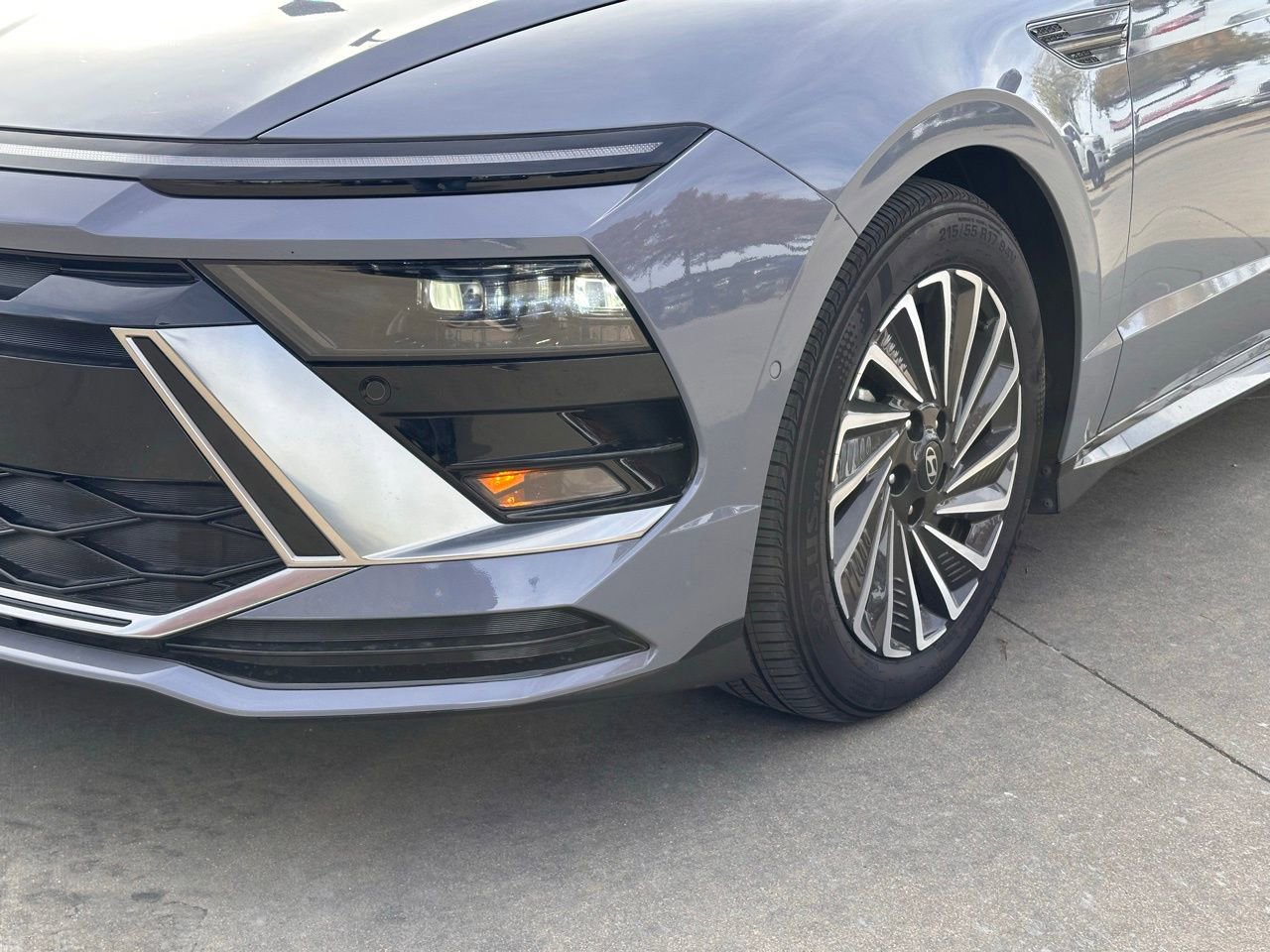 Certified 2025 Hyundai Sonata Limited image 5