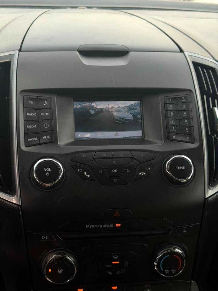 Used 2018 Ford Edge SE AWD/4WD image 15