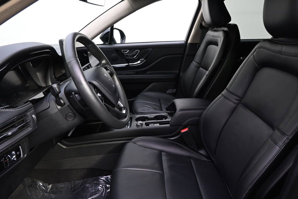 New 2026 Lincoln Corsair Reserve w/ Jet Appearance Package image 13