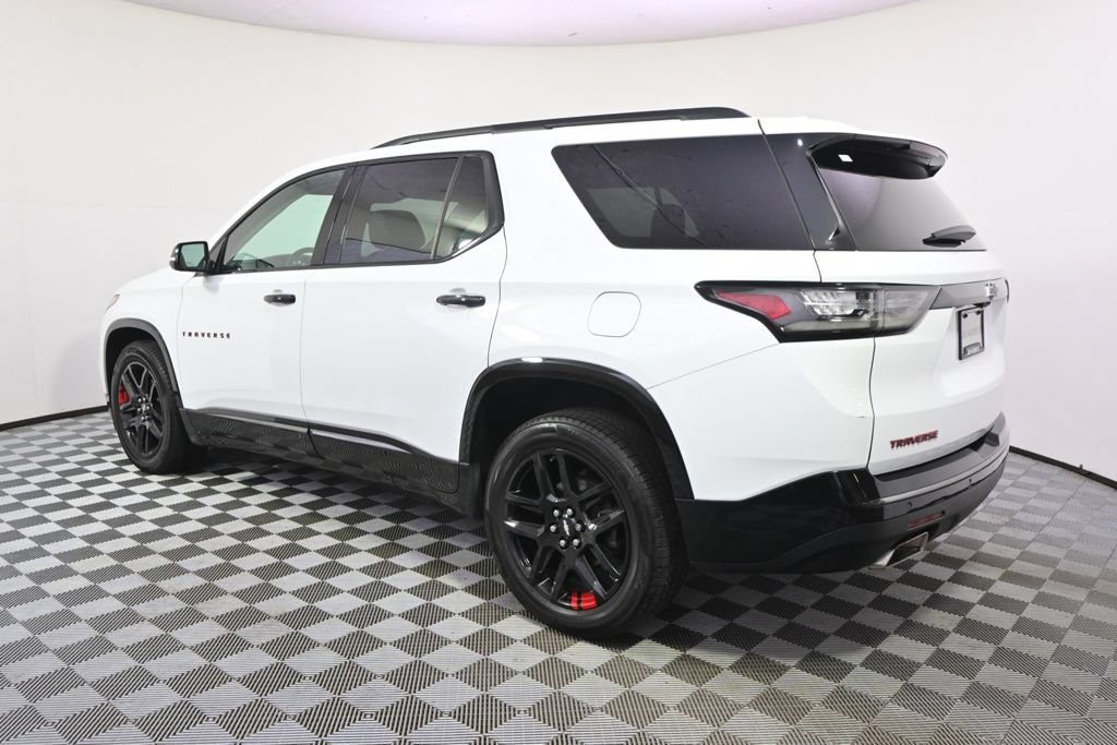 Used 2018 Chevrolet Traverse Premier w/ Redline Edition AWD/4WD image 3