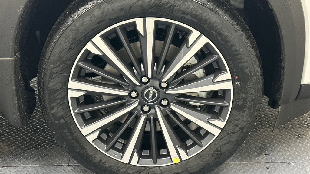 New 2026 Nissan Pathfinder Platinum w/ Cargo Package image 16