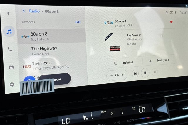 New 2026 Toyota Sienna XLE AWD/4WD image 22