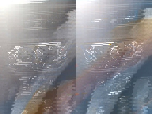 New 2025 Jeep Gladiator Sport image 5