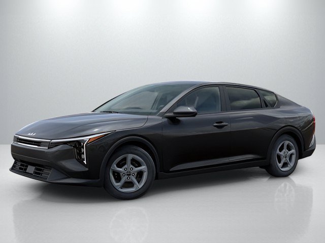 Certified 2025 Kia K4 FWD image 3