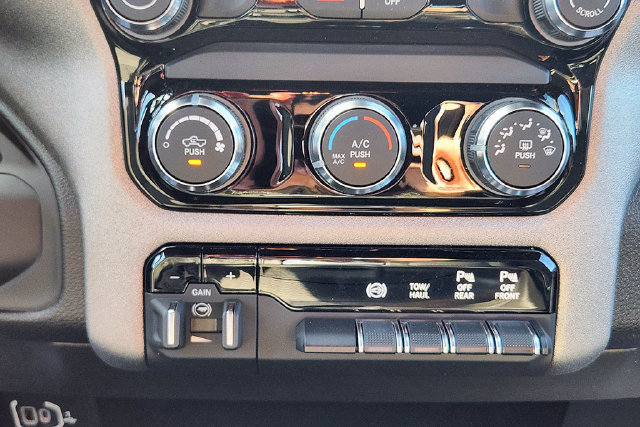 New 2027 RAM 2500 Tradesman AWD/4WD image 11