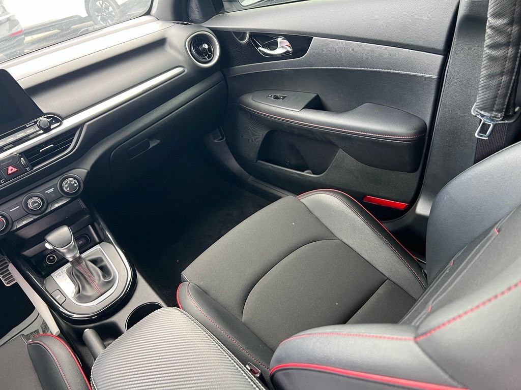 Used 2021 Kia Forte GT w/ GT2 Package FWD image 13
