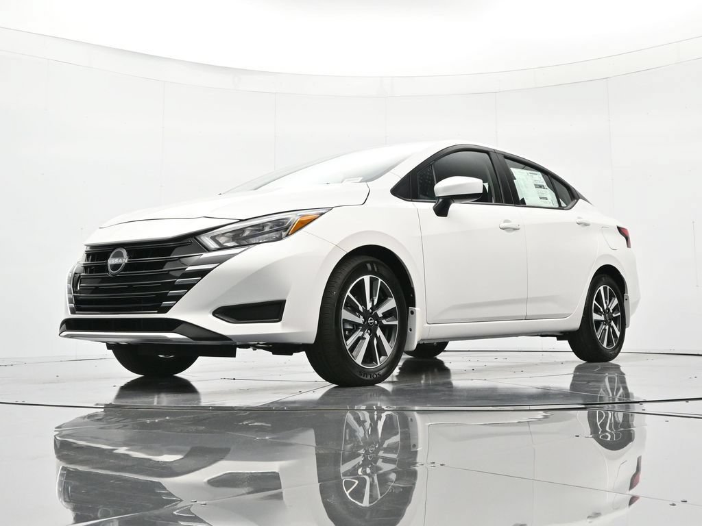 New 2025 Nissan Versa SV w/ Trunk Package FWD image 31