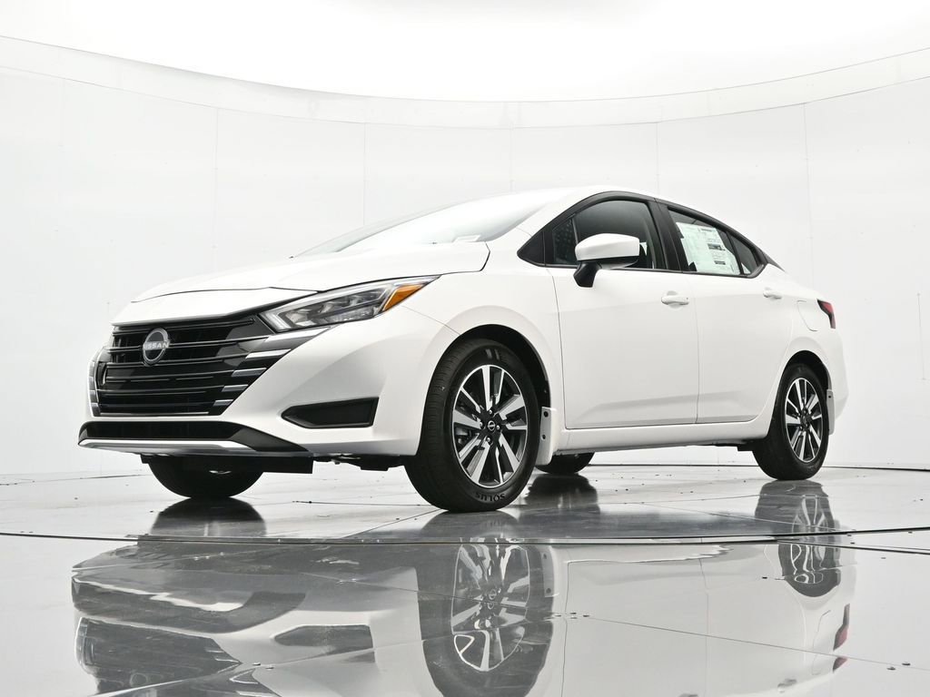 New 2025 Nissan Versa SV w/ Trunk Package FWD image 31