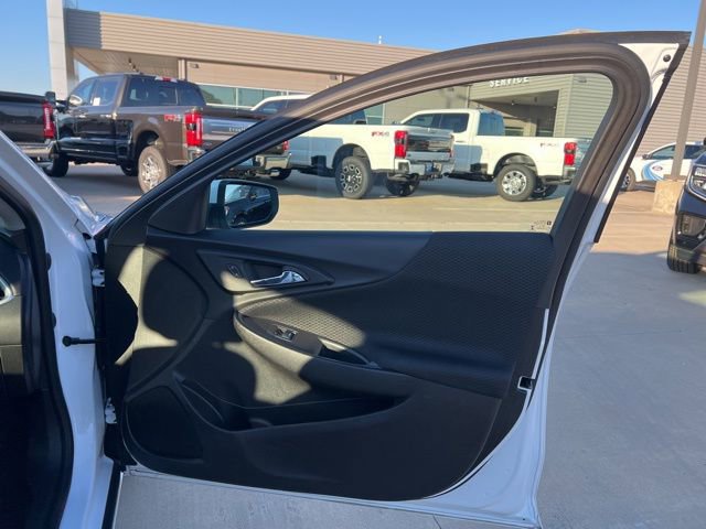 Used 2024 Chevrolet Malibu LT image 21