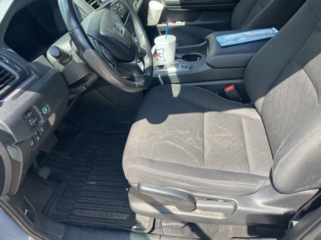 Used 2025 Honda Ridgeline Sport image 10