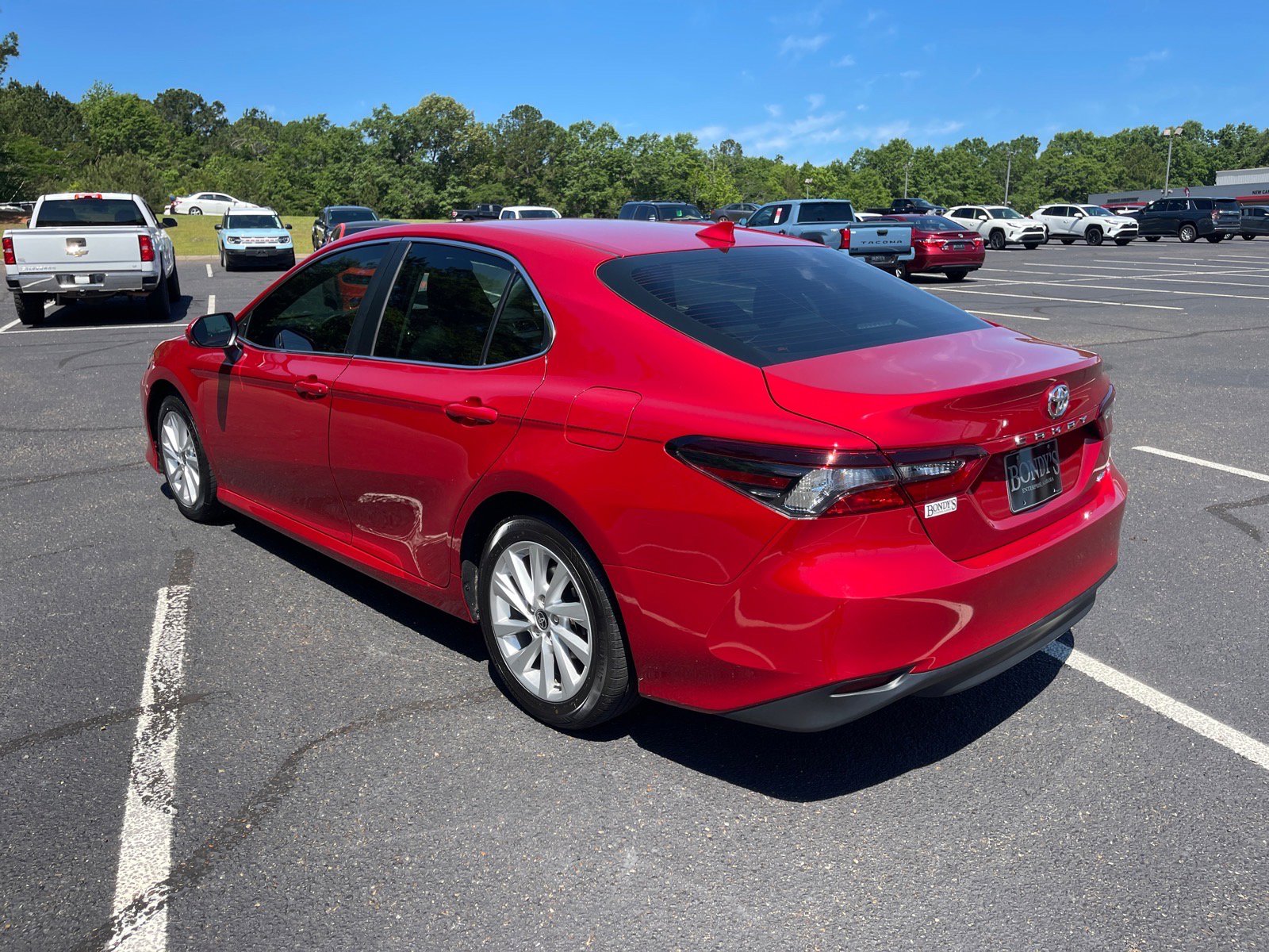 Used 2024 Toyota Camry LE FWD image 13