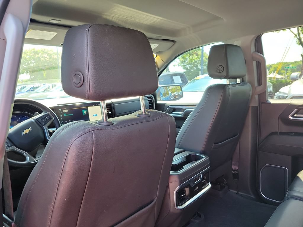 Used 2023 Chevrolet Silverado 1500 LTZ w/ Technology Package RWD image 12
