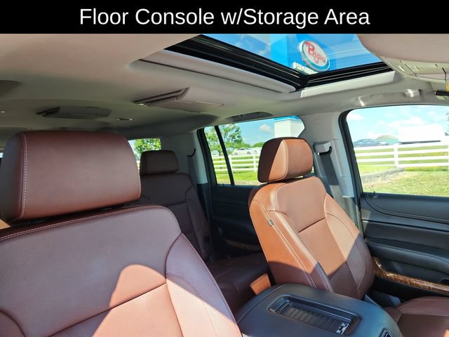 Used 2020 Chevrolet Suburban Premier w/ Premier Plus Edition AWD/4WD image 25