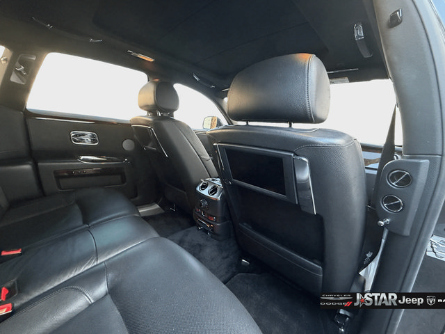 Used 2011 Rolls-Royce Ghost RWD image 19