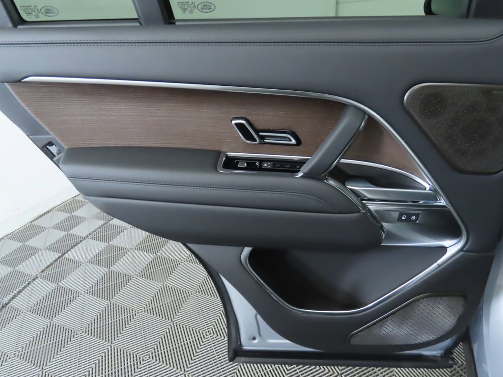 New 2025 Land Rover Range Rover Autobiography image 27