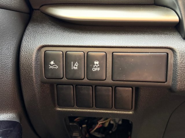 Used 2024 Mitsubishi Eclipse Cross LE AWD/4WD image 25