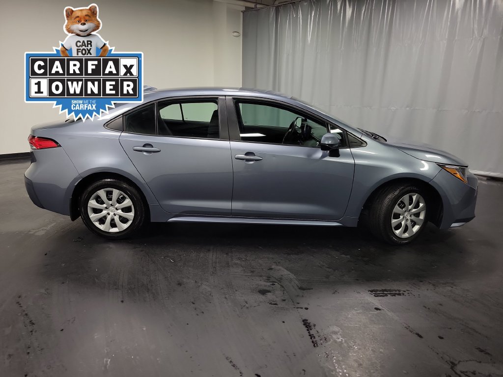 Used 2026 Toyota Corolla LE FWD image 9
