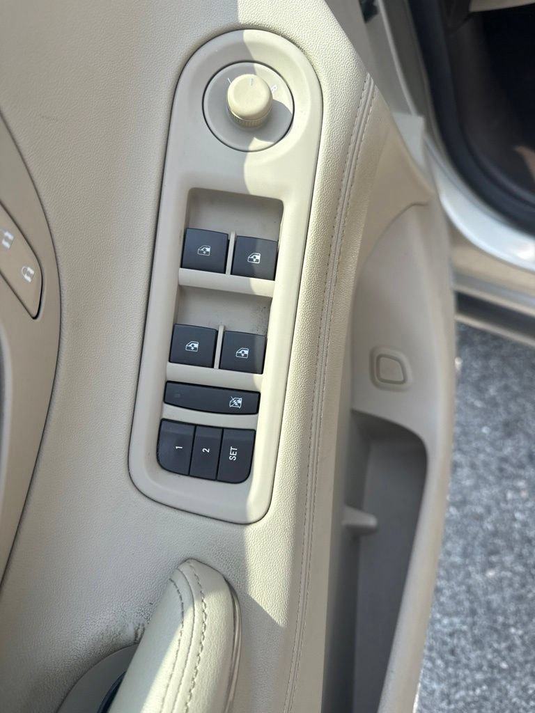 Used 2015 Buick LaCrosse Premium w/ Driver Confidence Package #1 FWD image 10