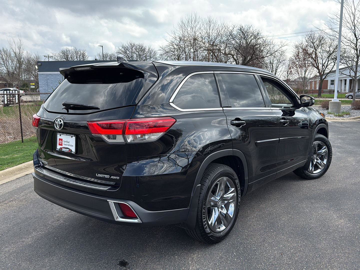 Used 2019 Toyota Highlander Limited Platinum AWD/4WD image 9