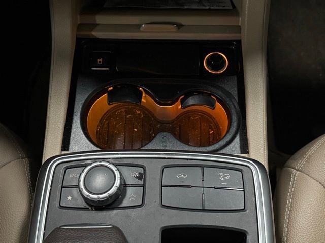 Used 2015 Mercedes-Benz GL 450 4MATIC image 31