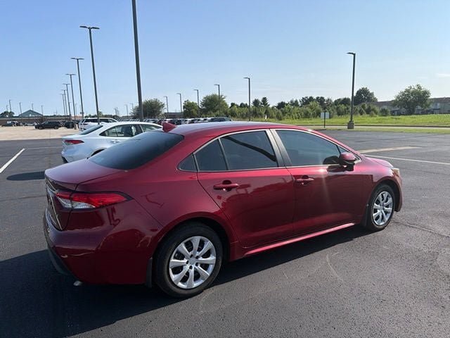 Certified 2025 Toyota Corolla LE FWD image 12