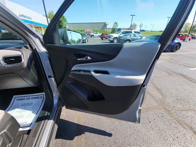 Used 2024 Chevrolet Equinox LT FWD image 9